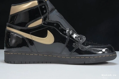 1 HIGH JORDAN (2020) METALLIC RETRO GOLD BLACK 0901